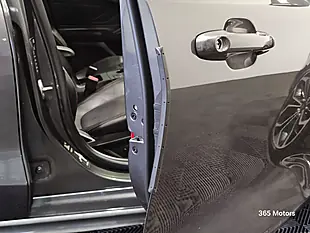 Used 2019 Ford Focus ST-Line X Magnetic - Interior and Exterior details 12