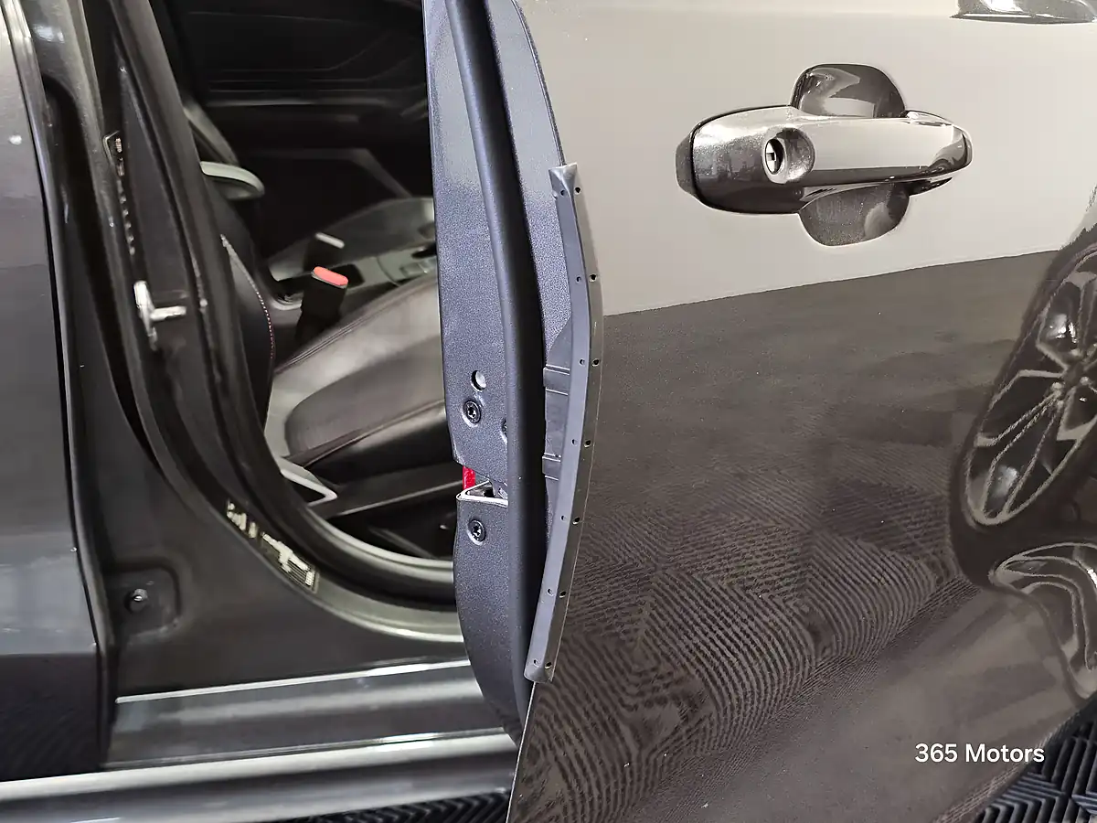 Used 2019 Ford Focus ST-Line X Magnetic - Interior and Exterior details 12