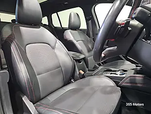 Used 2019 Ford Focus ST-Line X Magnetic - Interior and Exterior details 7