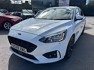 Used 2019 Ford Focus ST-Line X White - Interior and Exterior details 13