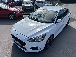 Used 2019 Ford Focus ST-Line X White - Interior and Exterior details 14