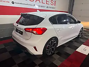 Used 2019 Ford Focus ST-Line X White - Interior and Exterior details 15