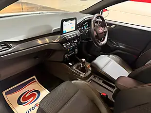 Used 2019 Ford Focus ST-Line X White - Interior and Exterior details 18