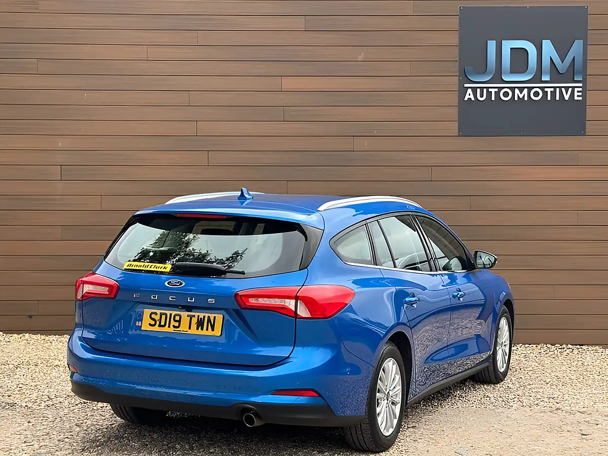 Used 2019 Ford Focus Titanium Blue - Interior and Exterior details 3