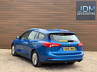 Used 2019 Ford Focus Titanium Blue - Interior and Exterior details 6