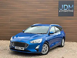 Used 2019 Ford Focus Titanium Blue - Interior and Exterior details 8