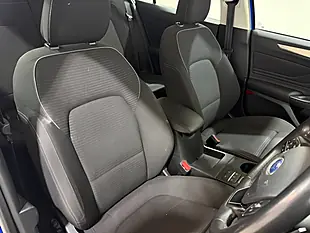 Used 2019 Ford Focus Titanium Blue - Interior and Exterior details 10