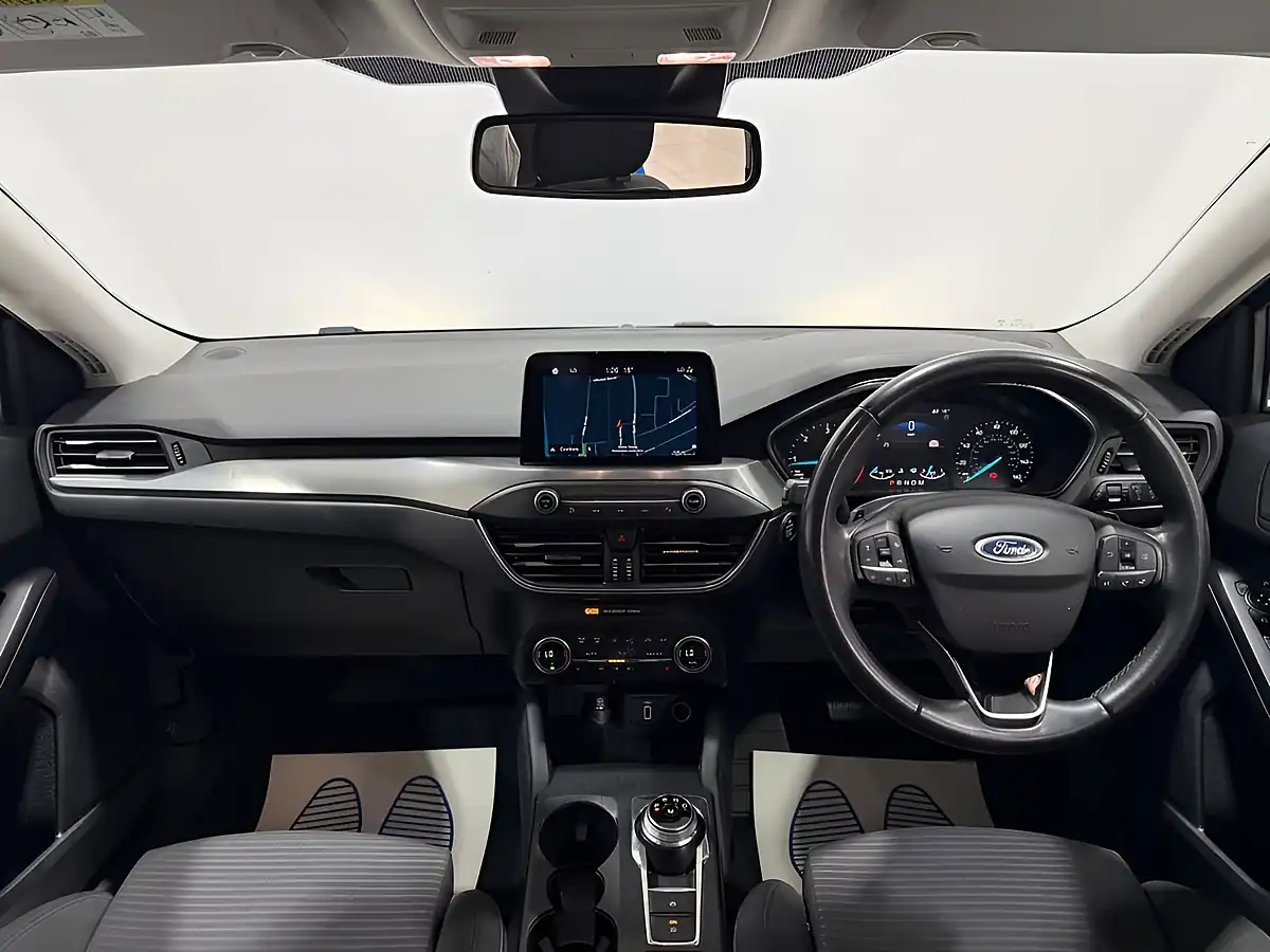 Used 2019 Ford Focus Titanium Blue - Interior and Exterior details 4