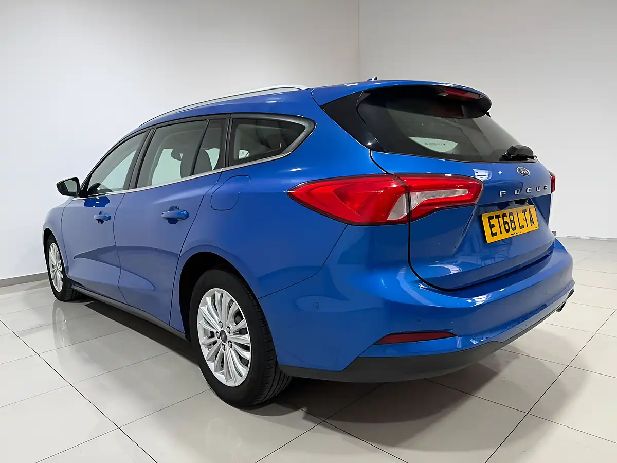 Used 2019 Ford Focus Titanium Blue - Interior and Exterior details 6