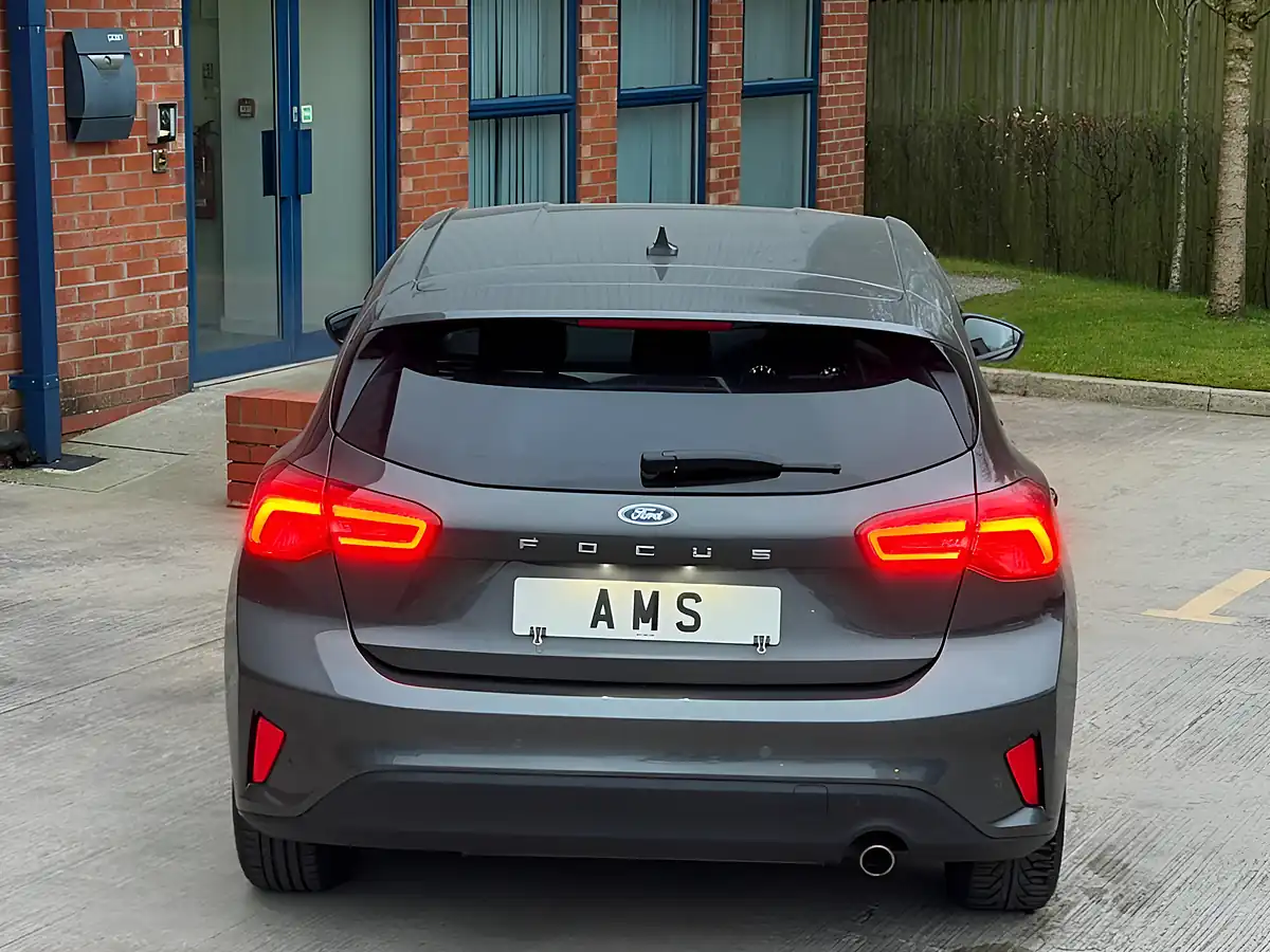 Used 2019 Ford Focus Titanium Grey - Interior and Exterior details 10