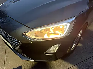 Used 2019 Ford Focus Titanium Grey - Interior and Exterior details 18