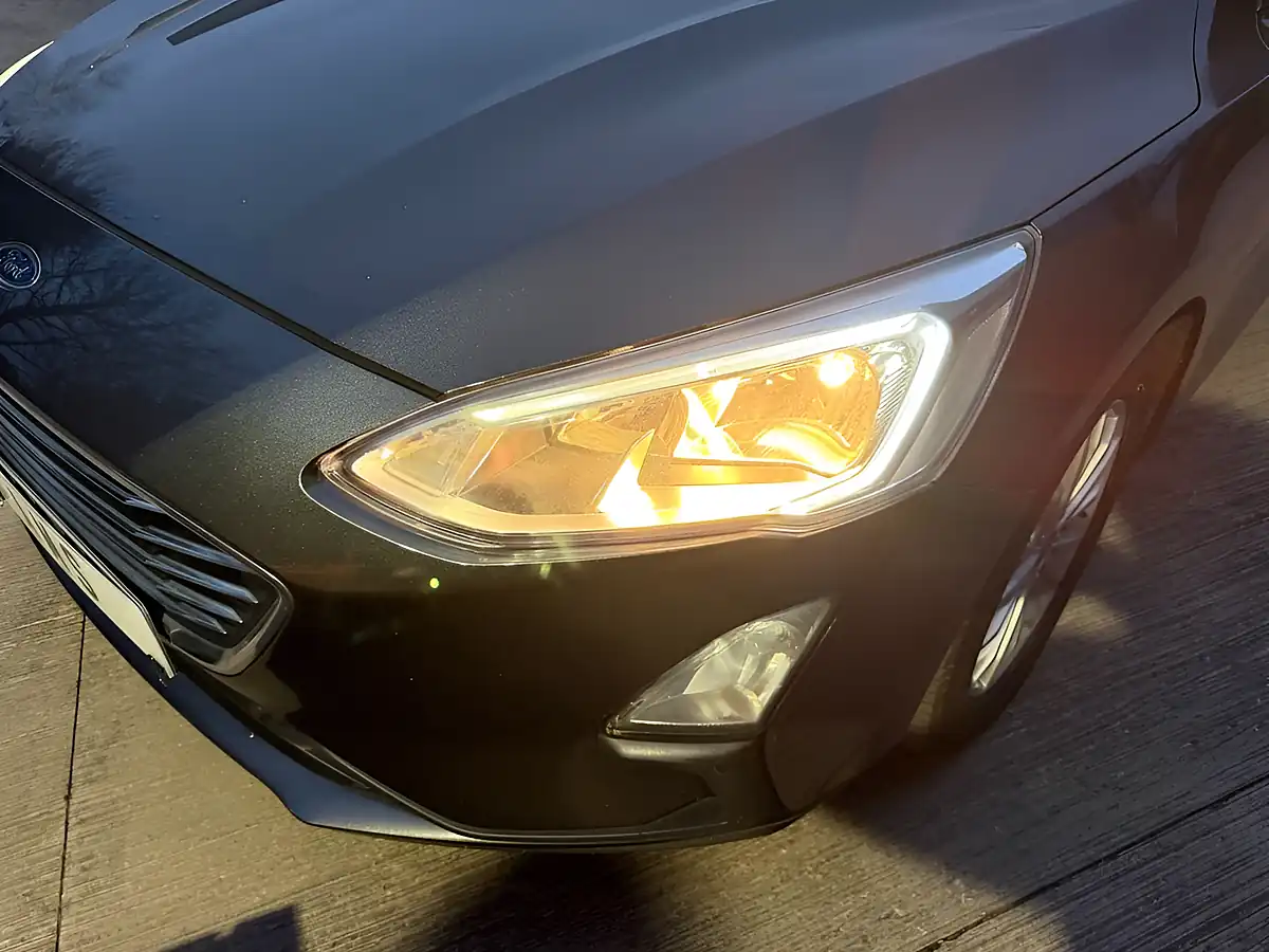 Used 2019 Ford Focus Titanium Grey - Interior and Exterior details 18