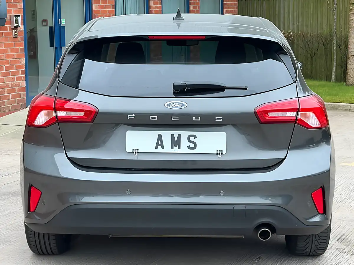 Used 2019 Ford Focus Titanium Grey - Interior and Exterior details 5