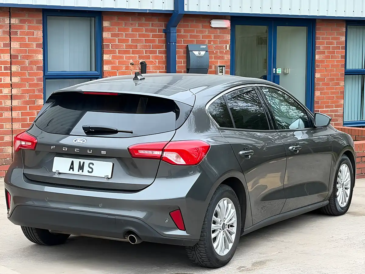 Used 2019 Ford Focus Titanium Grey - Interior and Exterior details 6