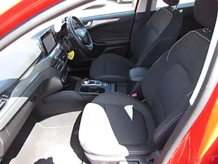 Used 2019 Ford Focus Titanium Red - Interior and Exterior details 10