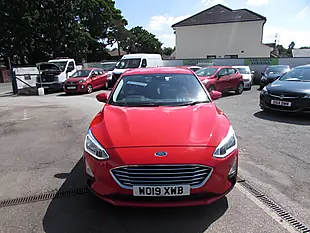 Used 2019 Ford Focus Titanium Red - Interior and Exterior details 2
