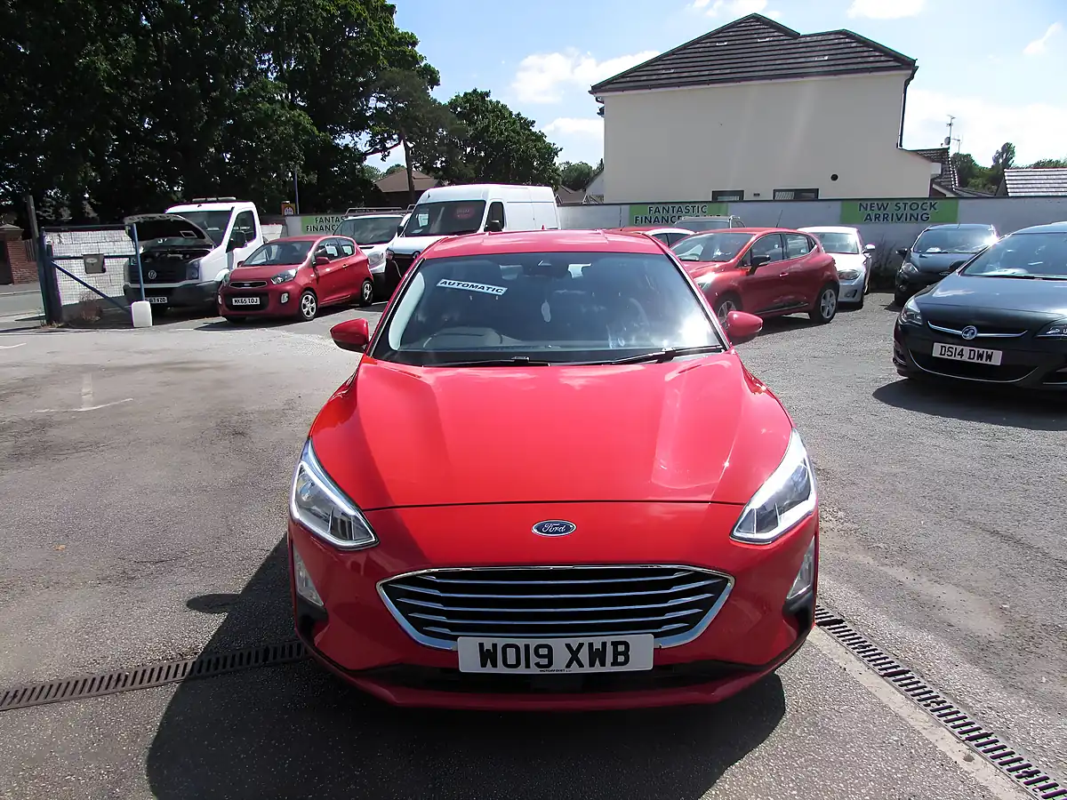 Used 2019 Ford Focus Titanium Red - Interior and Exterior details 2