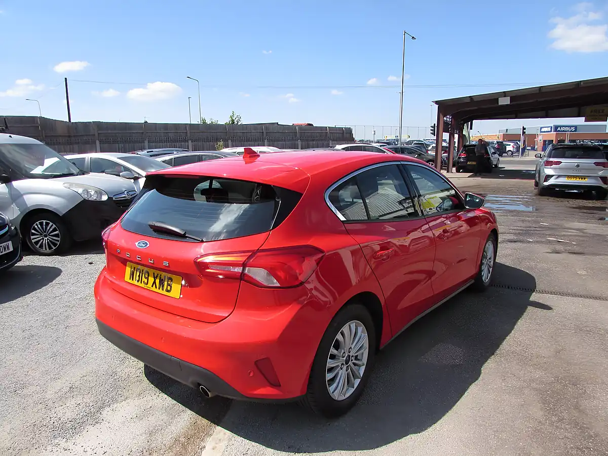 Used 2019 Ford Focus Titanium Red - Interior and Exterior details 7