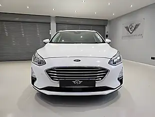 Used 2019 Ford Focus Titanium White - Interior and Exterior details 2