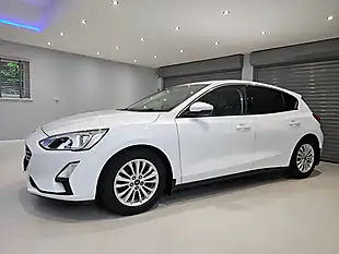 Used 2019 Ford Focus Titanium White - Interior and Exterior details 7