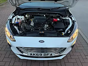 Used 2019 Ford Focus Titanium White - Interior and Exterior details 12