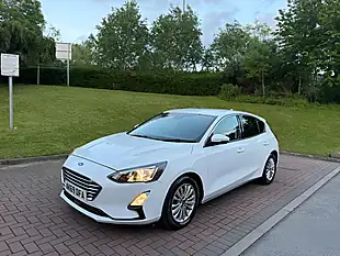 Used 2019 Ford Focus Titanium White - Interior and Exterior details 13