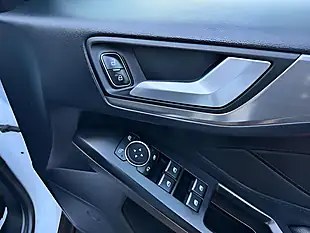 Used 2019 Ford Focus Titanium White - Interior and Exterior details 16