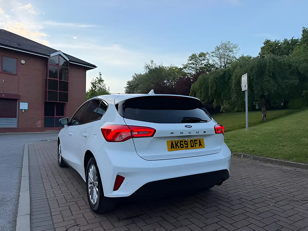 Used 2019 Ford Focus Titanium White - Interior and Exterior details 8