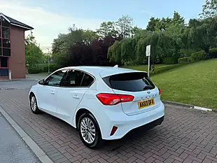 Used 2019 Ford Focus Titanium White - Interior and Exterior details 9