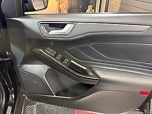Used 2019 Ford Focus Titanium X Black - Interior and Exterior details 13