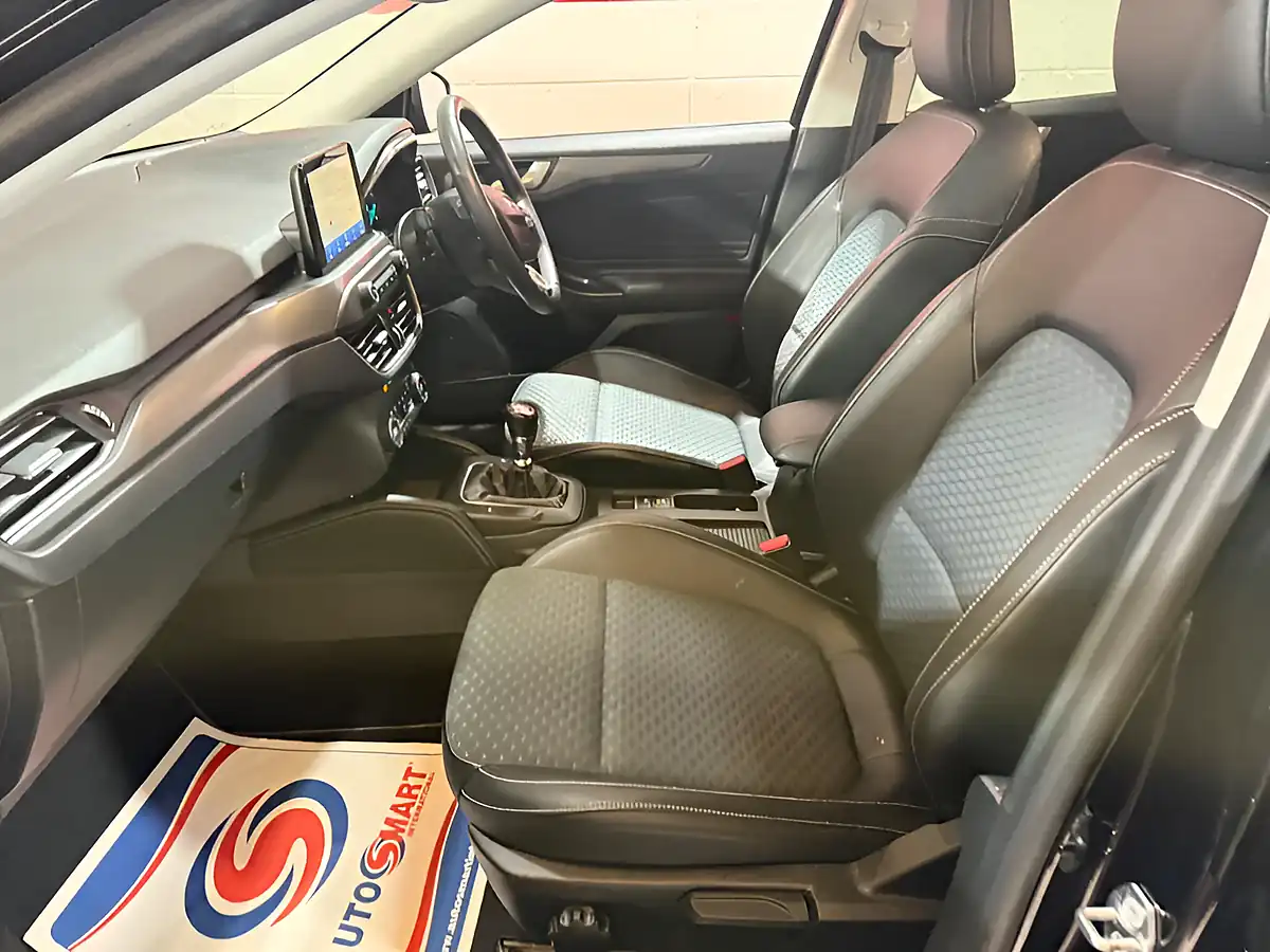 Used 2019 Ford Focus Titanium X Black - Interior and Exterior details 17