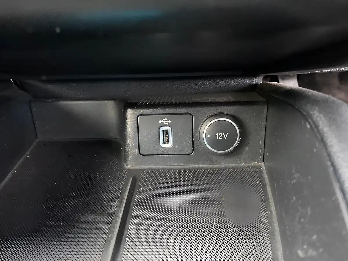 Used 2019 Ford Focus Titanium X Grey - Interior and Exterior details 14