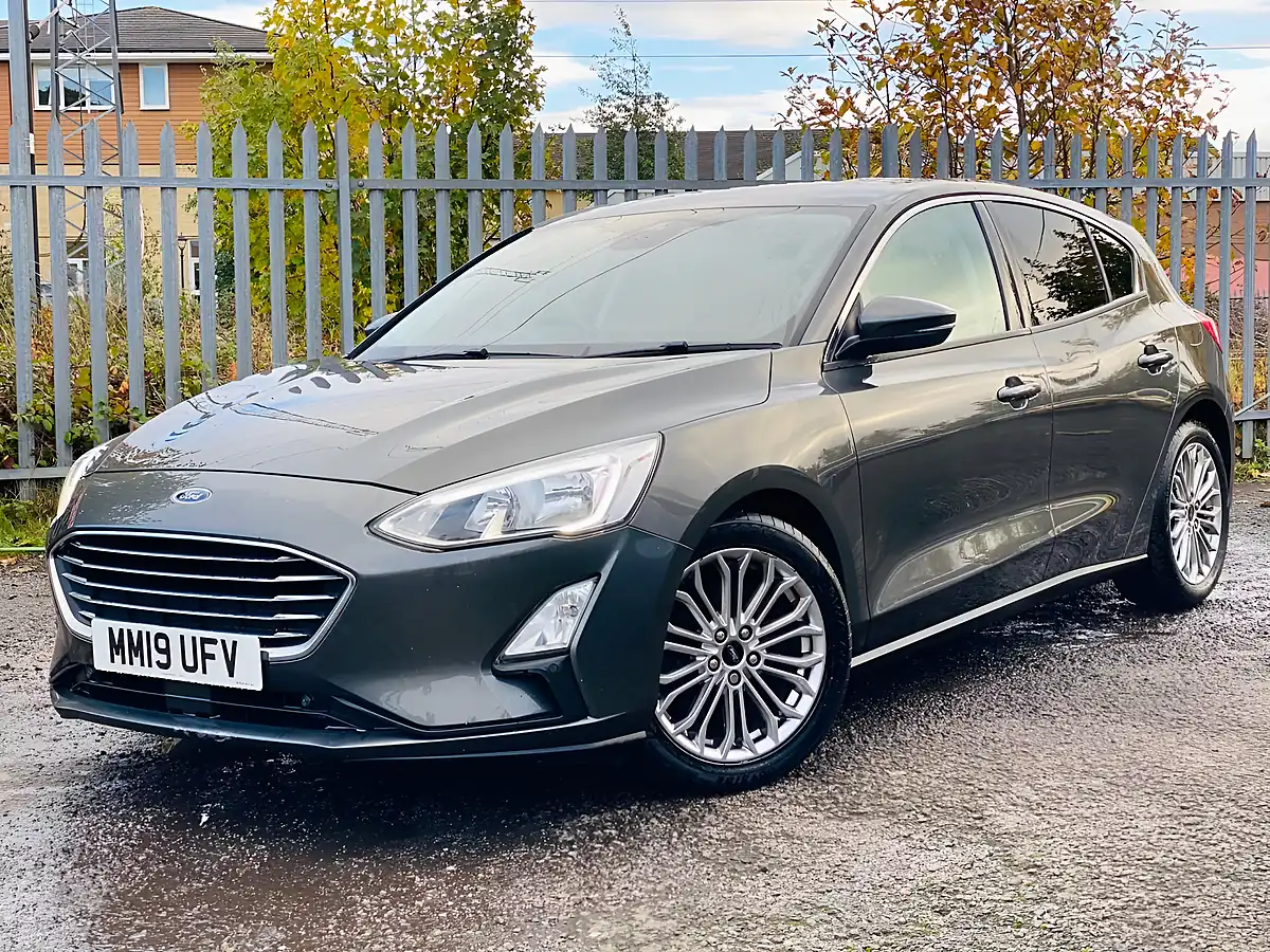 Used 2019 Ford Focus Titanium X Grey - Interior and Exterior details 3
