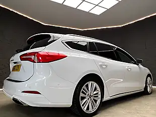 Used 2019 Ford Focus Vignale Frozen White - Interior and Exterior details 16