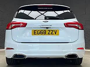 Used 2019 Ford Focus Vignale Frozen White - Interior and Exterior details 17