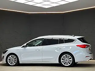 Used 2019 Ford Focus Vignale Frozen White - Interior and Exterior details 19