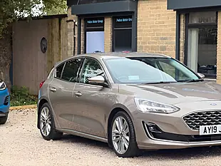 Used 2019 Ford Focus Vignale Silver - Interior and Exterior details 6