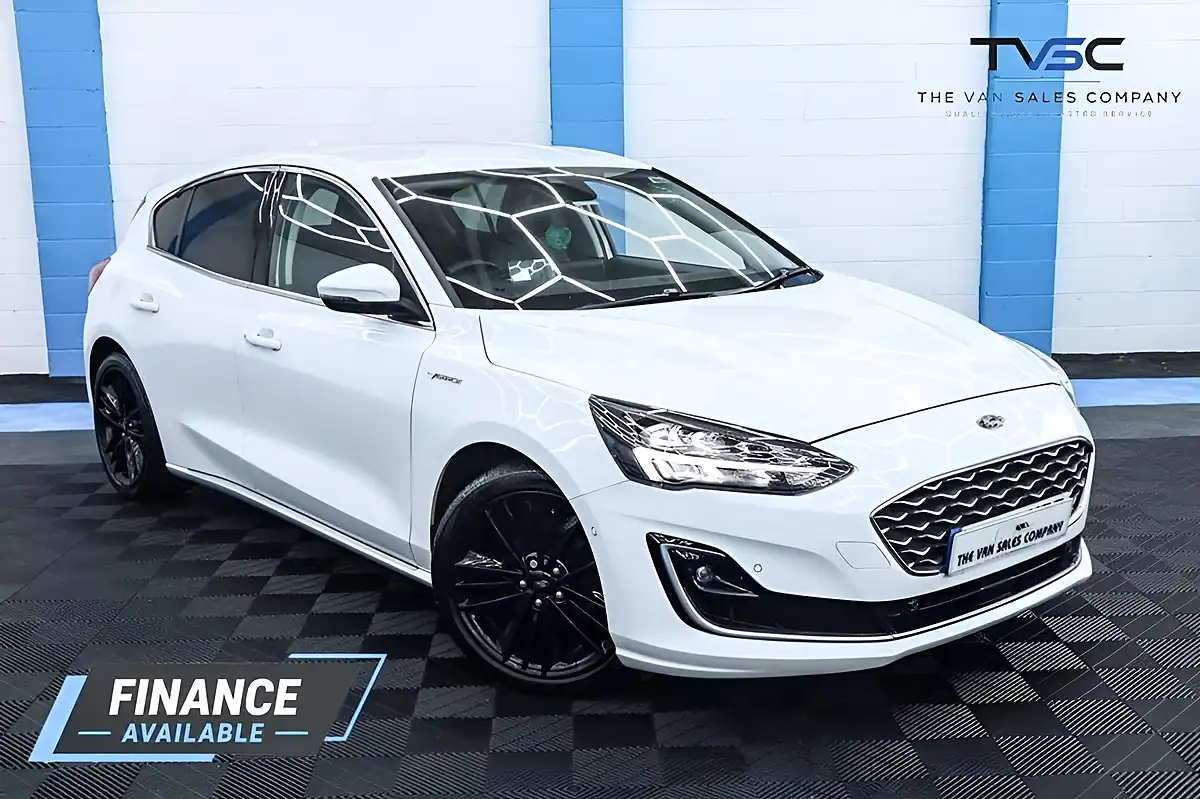 Used 2019 Ford Focus Vignale White - Front View
