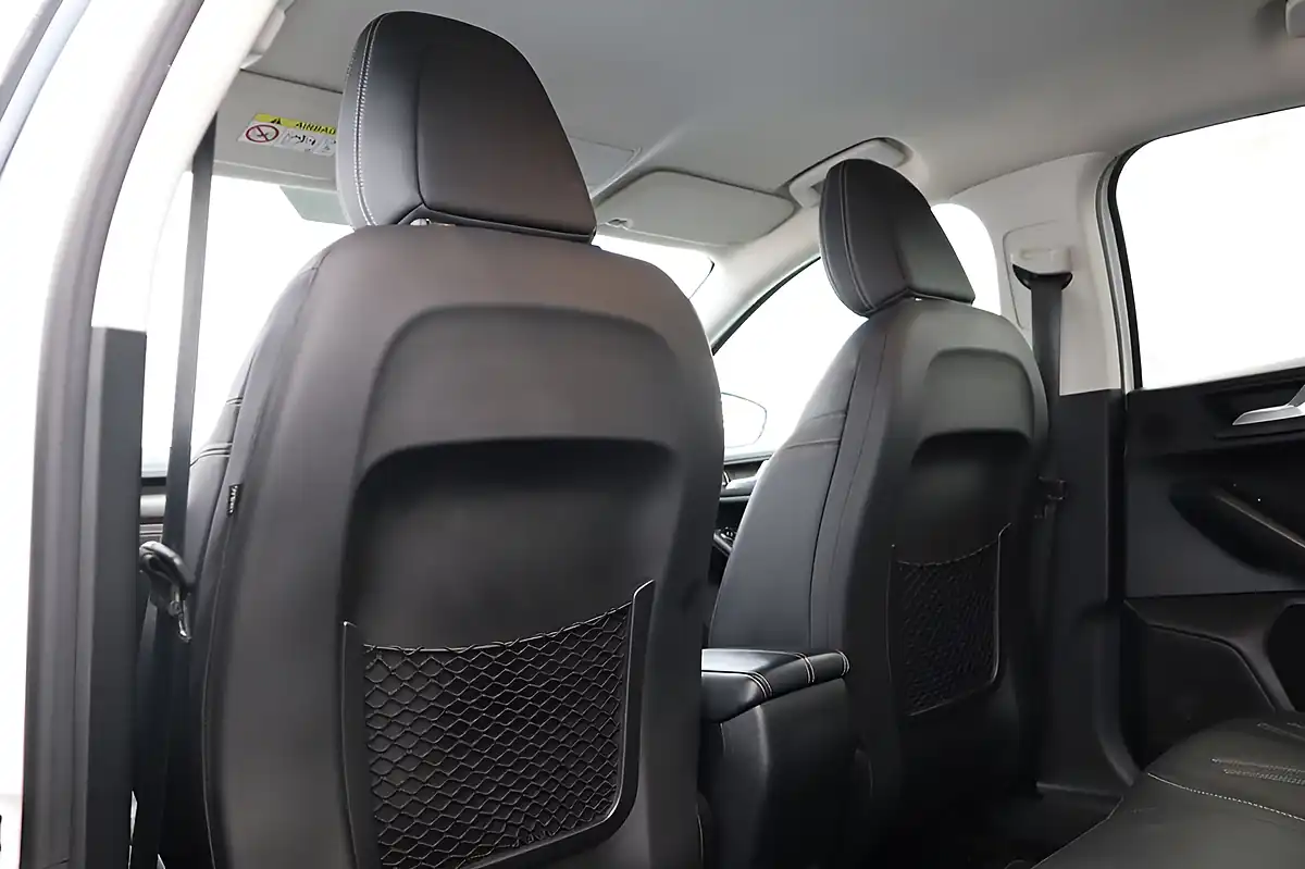 Used 2019 Ford Focus Vignale White - Interior and Exterior details 14