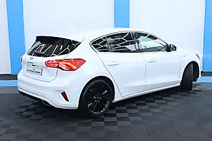 Used 2019 Ford Focus Vignale White - Interior and Exterior details 9