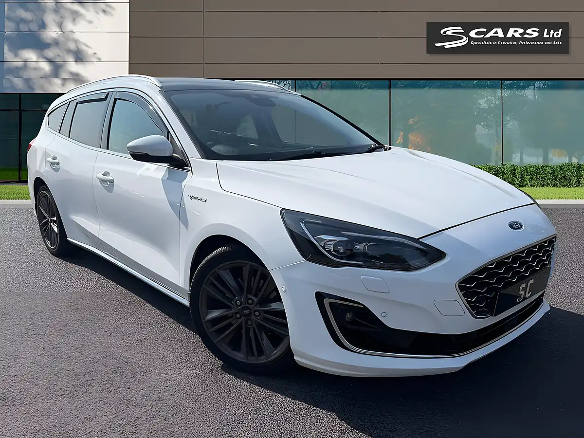 Used 2019 Ford Focus Vignale White - Front View