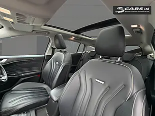 Used 2019 Ford Focus Vignale White - Interior and Exterior details 10