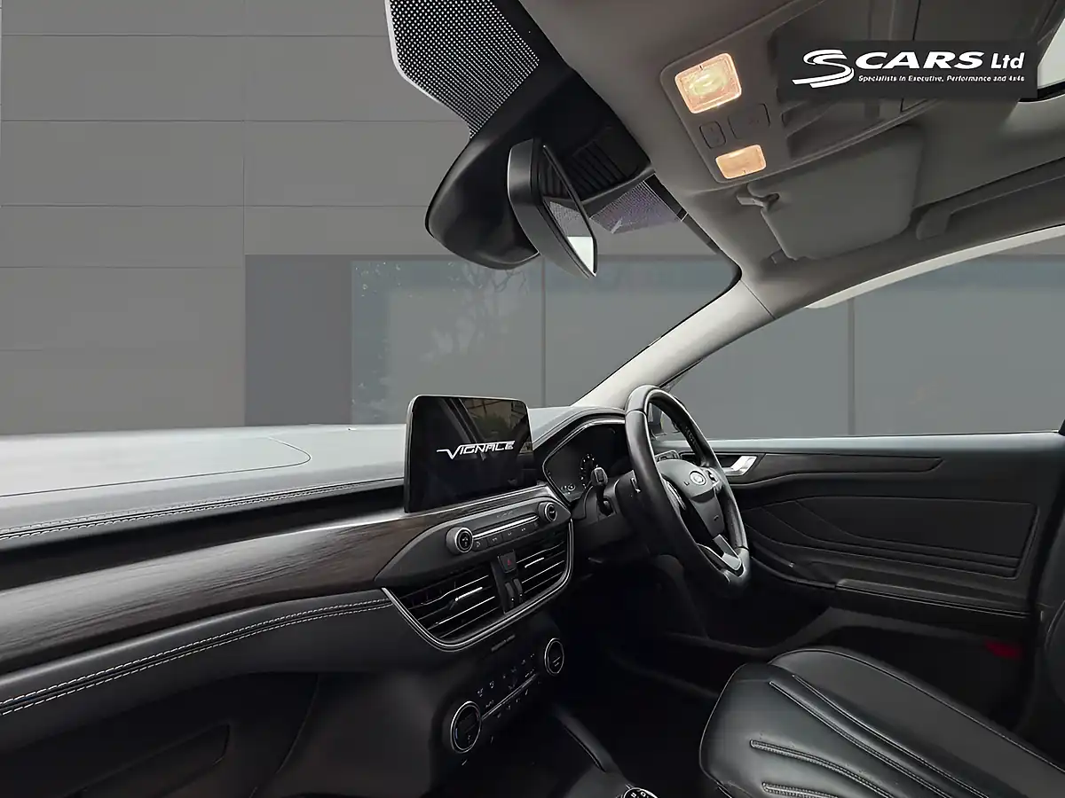 Used 2019 Ford Focus Vignale White - Interior and Exterior details 9