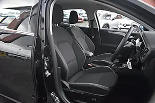 Used 2019 Ford Focus Zetec Agate Black - Interior and Exterior details 7