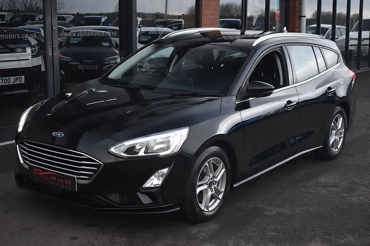 Used 2019 Ford Focus Zetec Agate Black - Interior and Exterior details 10
