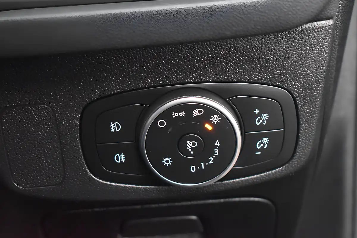 Used 2019 Ford Focus Zetec Agate Black - Interior and Exterior details 15