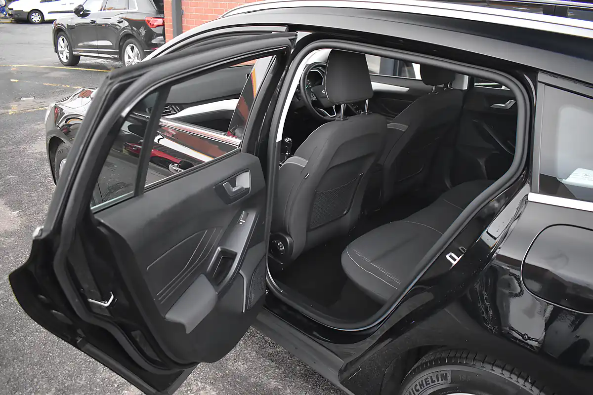 Used 2019 Ford Focus Zetec Agate Black - Interior and Exterior details 13
