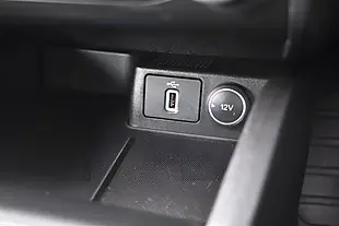 Used 2019 Ford Focus Zetec Agate Black - Interior and Exterior details 17
