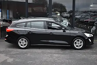 Used 2019 Ford Focus Zetec Agate Black - Interior and Exterior details 9