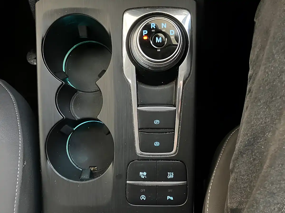 Used 2019 Ford Focus Zetec Blue - Interior and Exterior details 14